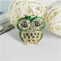Брошь «Совёнок», цвет изумрудно-белый в золоте + ПОДАРОК 4095034
